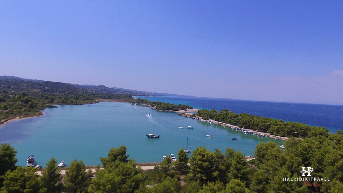 Glarokavos Beach