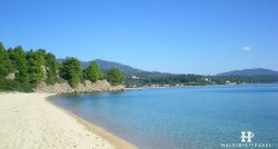 Lagomandra Beach