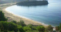 Azapiko Beach