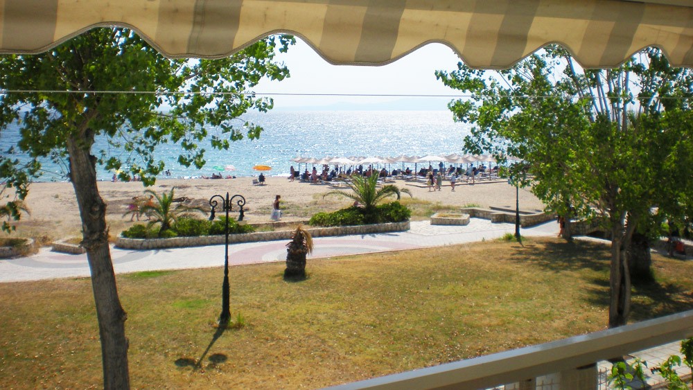 Beach front Apartment: Nea Potidea